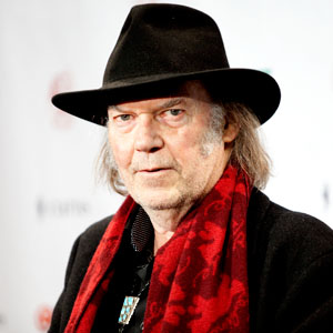 Neil Young et sa nouvelle coiffure