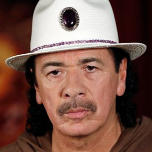 Carlos Santana et sa nouvelle coiffure