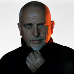 Peter Gabriel et sa nouvelle coiffure