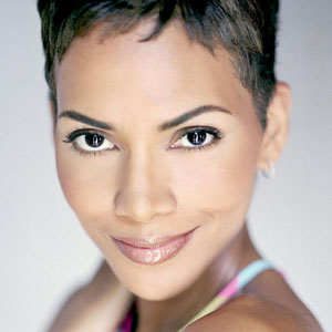 Halle Berry Haircut