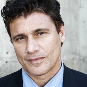 Steven Bauer et sa nouvelle coiffure