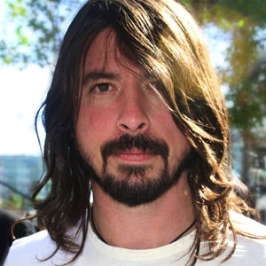Dave Grohl et sa nouvelle coiffure