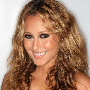 Adrienne Bailon et sa nouvelle coiffure