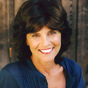 Adrienne Barbeau et sa nouvelle coiffure