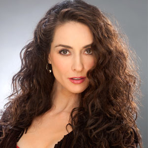 Susana González Haircut