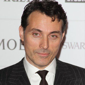 Rufus Sewell et sa nouvelle coiffure
