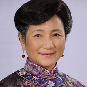 Cheng Pei-pei Haircut