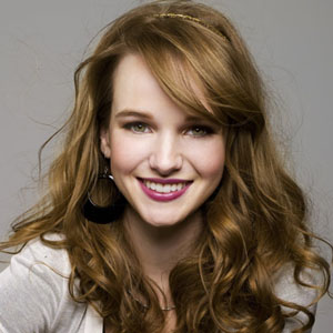 Kay Panabaker et sa nouvelle coiffure