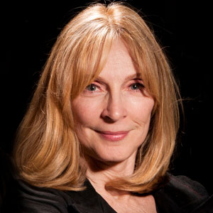 Gates McFadden et sa nouvelle coiffure