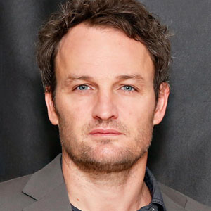 Jason Clarke et sa nouvelle coiffure