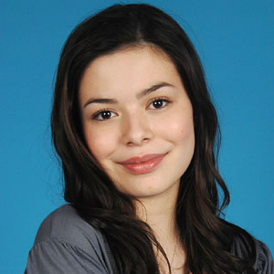 Miranda Cosgrove et sa nouvelle coiffure