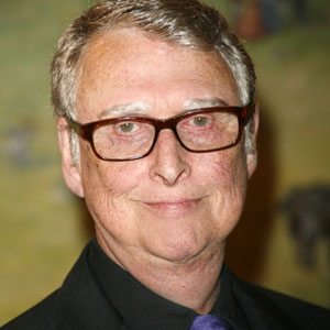 Mike Nichols et sa nouvelle coiffure