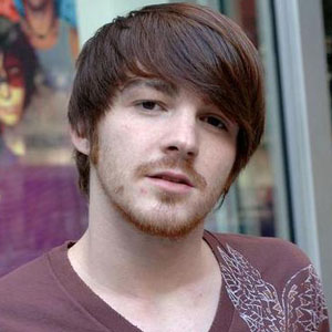 Drake Bell et sa nouvelle coiffure