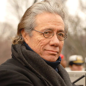 Edward James Olmos et sa nouvelle coiffure