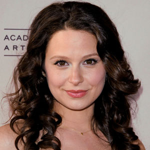 Katie Lowes et sa nouvelle coiffure