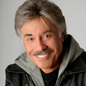 Tony Orlando et sa nouvelle coiffure