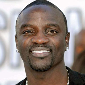 Akon Haircut