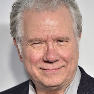 John Larroquette et sa nouvelle coiffure