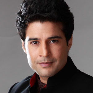 Rajeev Khandelwal et sa nouvelle coiffure