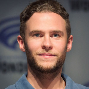 Iain De Caestecker et sa nouvelle coiffure