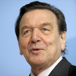 Gerhard Schröder et sa nouvelle coiffure