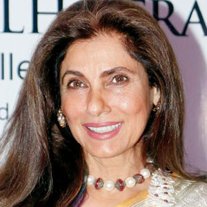 Dimple Kapadia et sa nouvelle coiffure