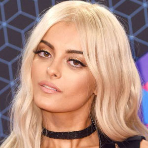 Bebe Rexha et sa nouvelle coiffure