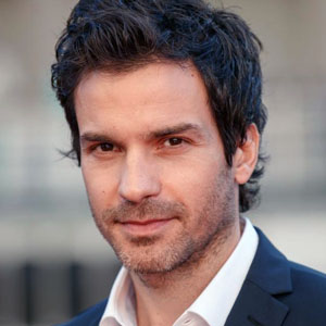 Santiago Cabrera et sa nouvelle coiffure